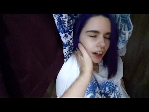 ❤️ I kitea taku tuahine i roto i te kaapata ka awhina ia ia ki te cum ❤️ Karekau i mi.seecamsus.top ️❤